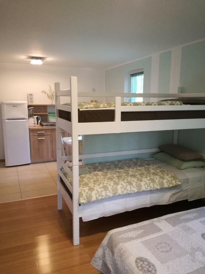Apartments Milena Pinezići Extérieur photo